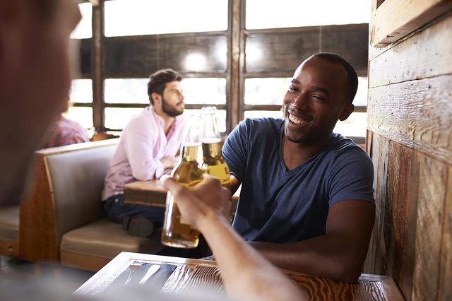 Guys-having-drinks