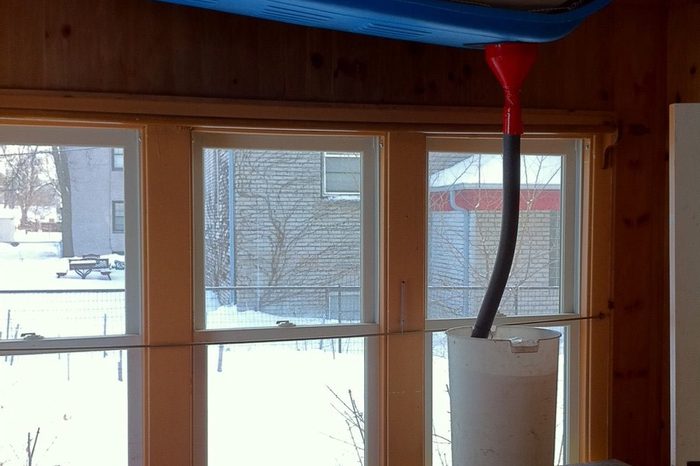 Toboggan ice-dam solution