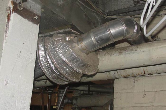 Pie-tins-on-water-heater-vent