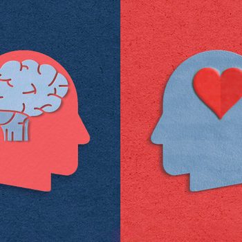 Two silhouette heads, one contains a brain, the other a heart, against contrasting red and blue backgrounds, representing thought and emotion.