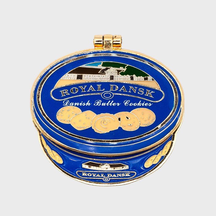 Blue tin displays 